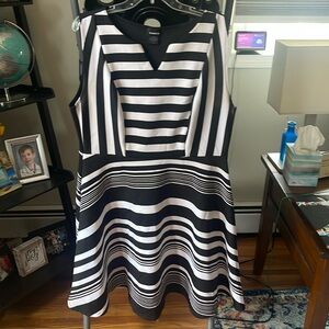 Women’s Black and White A-Line Dress - Size 2 - Torrid